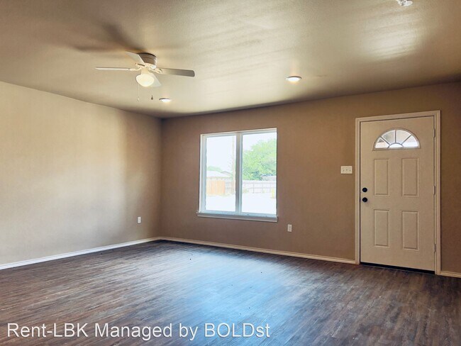 Foto del edificio - 3 br, 2 bath House - 2417 N Ave N