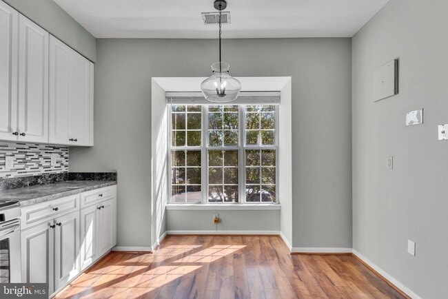 Foto del edificio - 1148 Cranston Ct