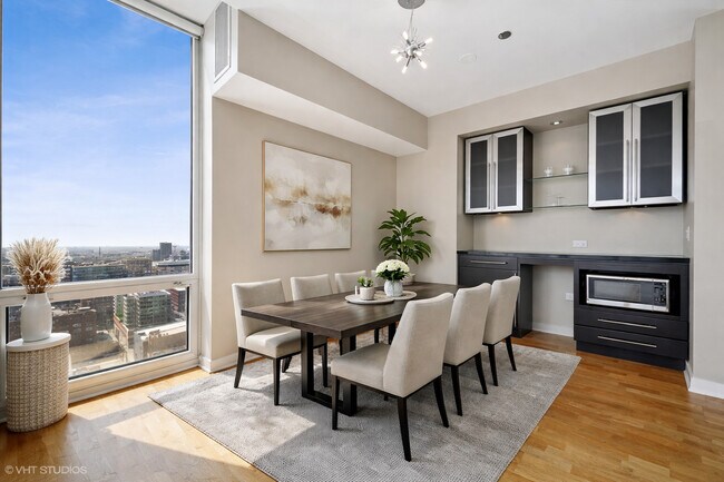 Foto del edificio - 737 W Washington Blvd