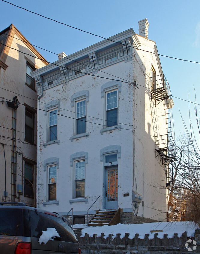 Primary Photo - 2376 Wheeler St
