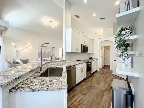 Foto del edificio - 879 Oak Chase Dr