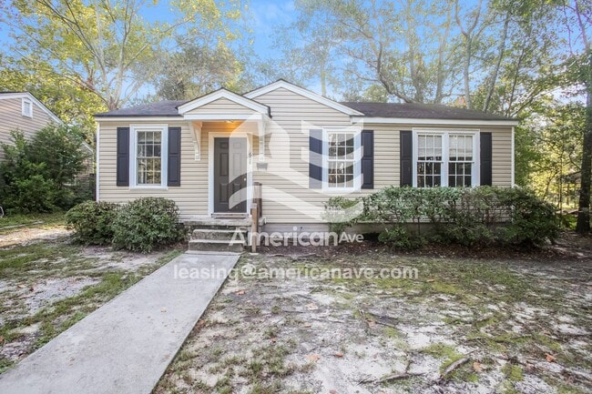 Building Photo - 608 S Bonham Rd