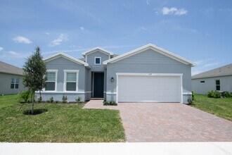 Building Photo - 4389 Lago Cir