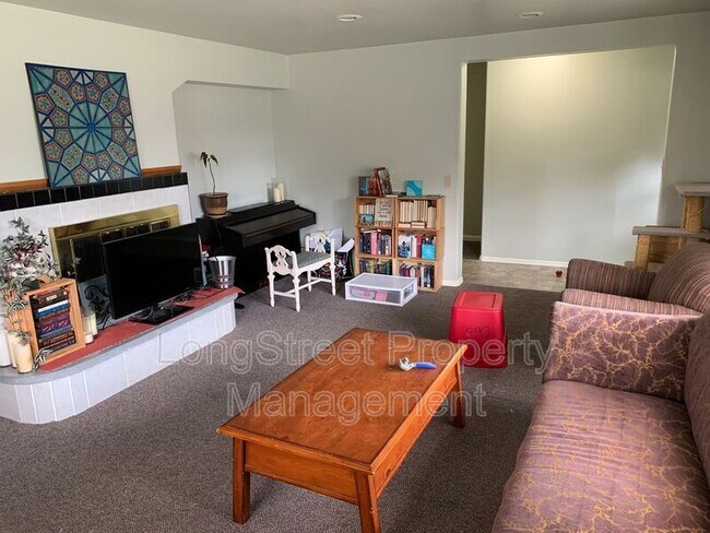 Foto del edificio - 1012 NW 34th St