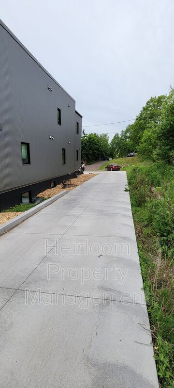 Foto del edificio - 515 N Lake Ave