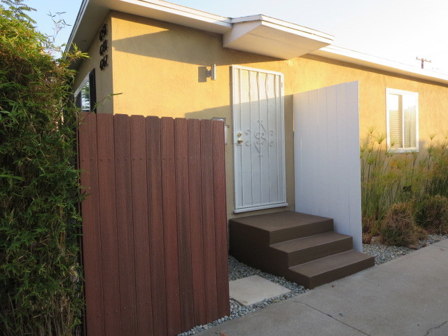 Front Entrance - 4258 S Centinela Ave