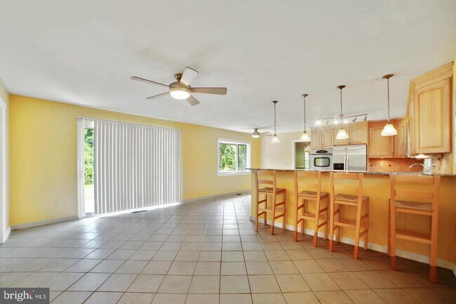 Building Photo - 13505 Ivy Way