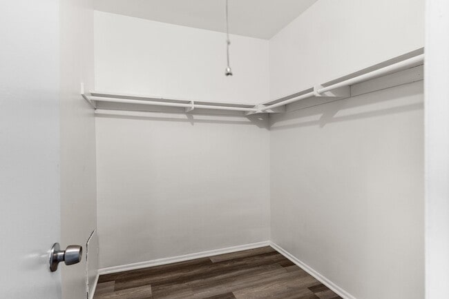 Foto del edificio - 12602 Kensington Ln