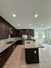 Building Photo - 1427 S Hopper Ln