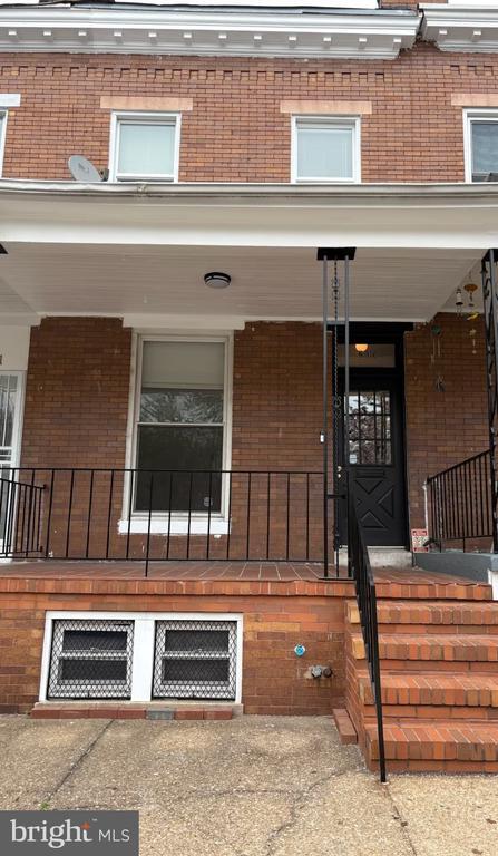 Primary Photo - 2119 N Dukeland St