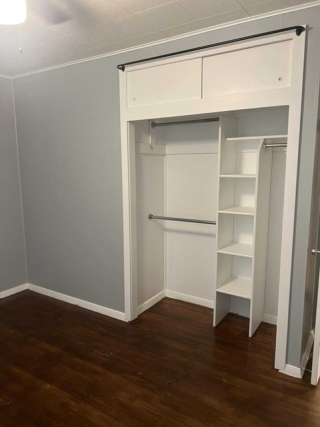 Foto del edificio - 3895 Quincy Ave