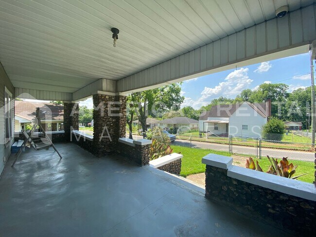 Foto del edificio - Home for Rent in Birmingham!!! Available t...