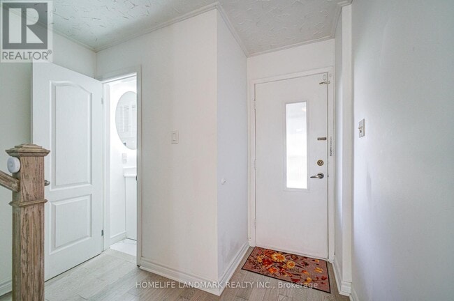 Building Photo - 33 Phalen Crescent