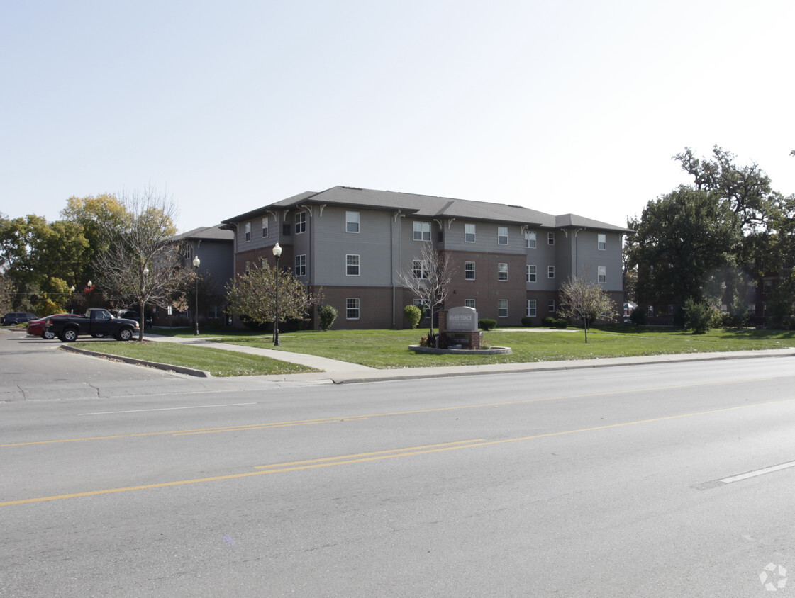 Primary Photo - Apartments of River Trace