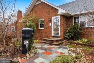 Building Photo - 55 E Evesham Rd