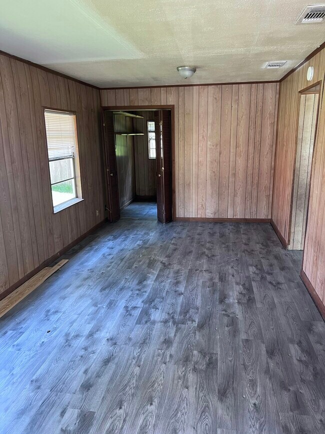 Building Photo - 1351 W Gulf Field Dr