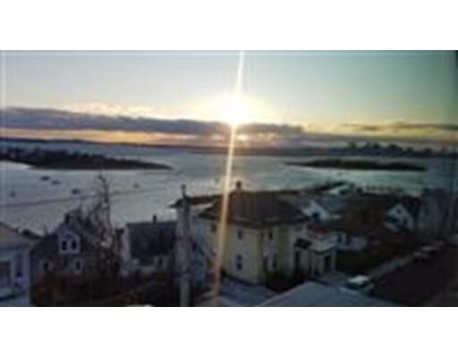 Foto principal - 58 Harbor View Ave