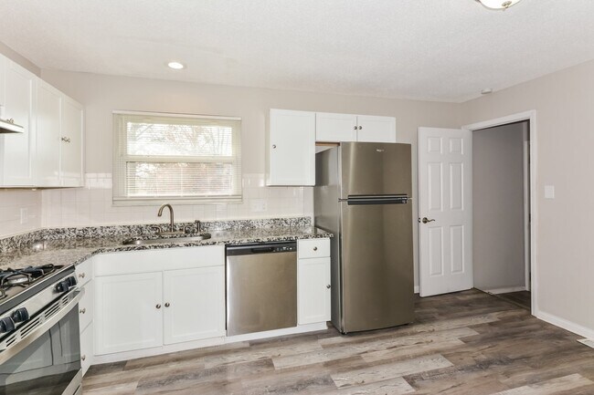 Foto del edificio - 1760 Flordawn Dr