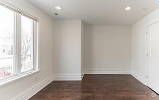 Building Photo - 1530 S Vogdes St