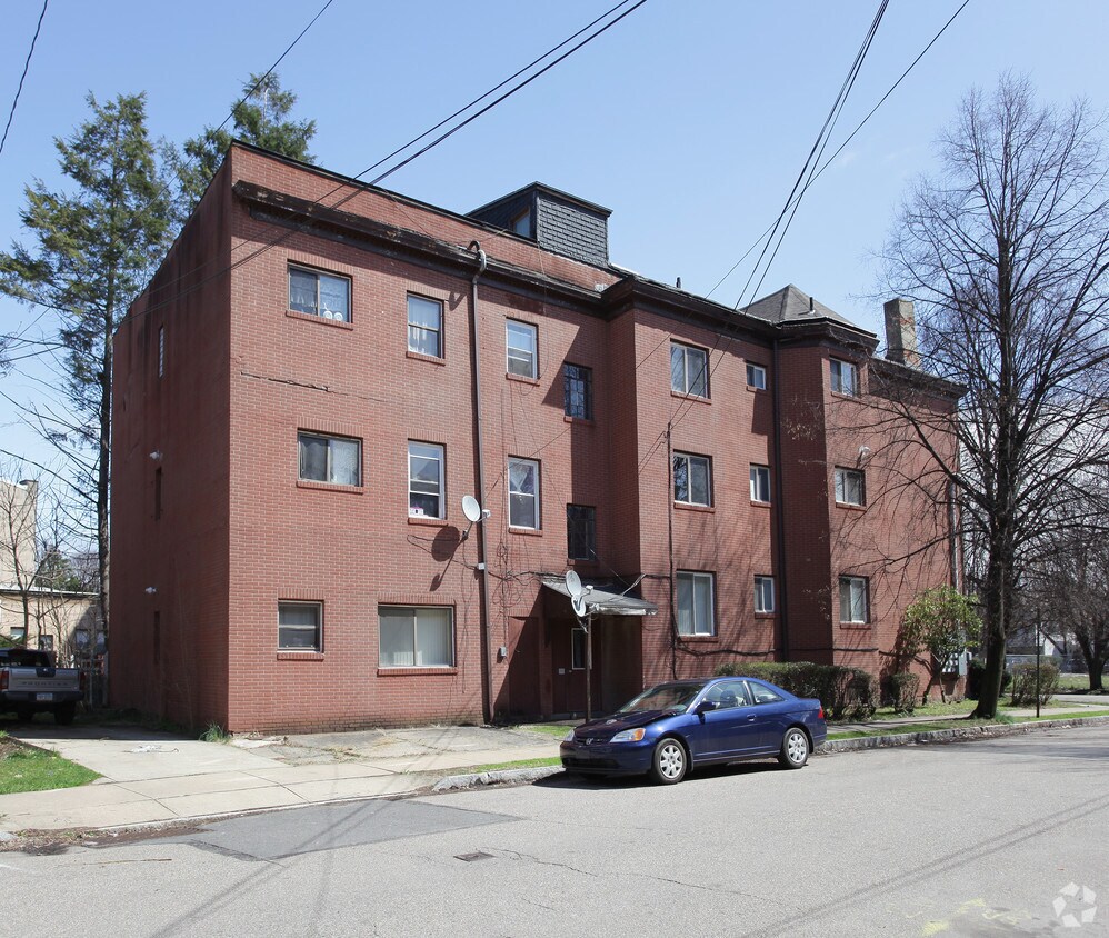 Building Photo - 175 W River St