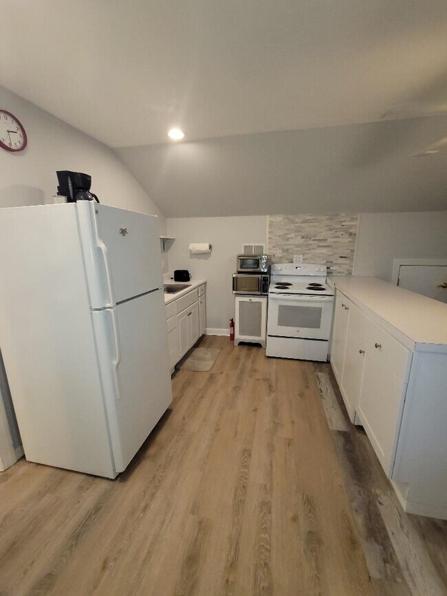 Building Photo - 2465 Troon Ct
