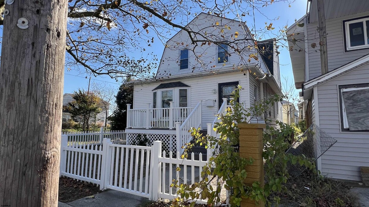 Building Photo - 1404 Madison Ave