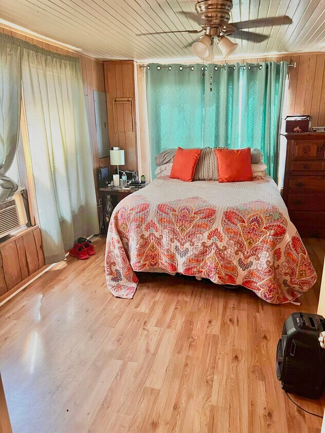 Foto principal - 614 Texas St