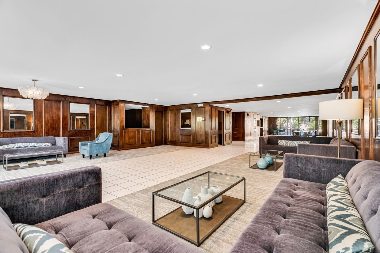Foto principal - 1124 Kings Rd