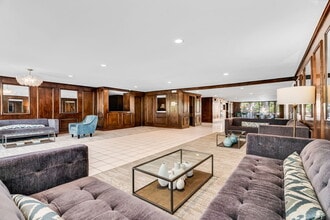 Building Photo - 1124 Kings Rd