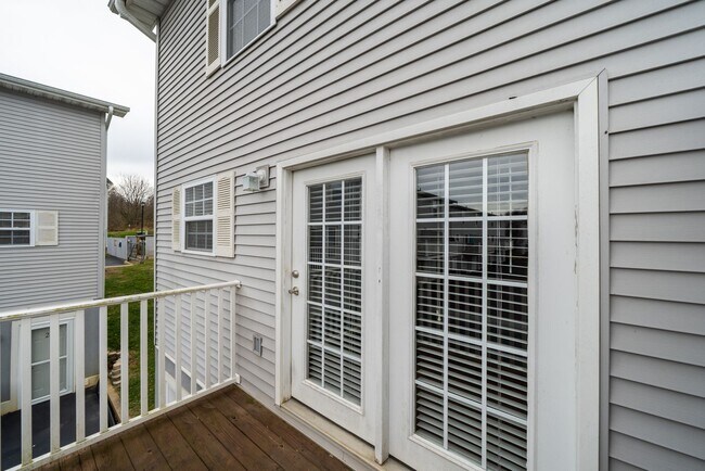 Foto del edificio - 147 Old State Rte 34