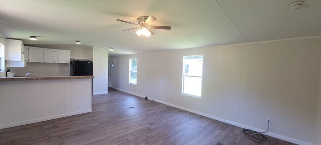 Building Photo - Nice 3 bedroom/2 bath home in Willow Oak M...