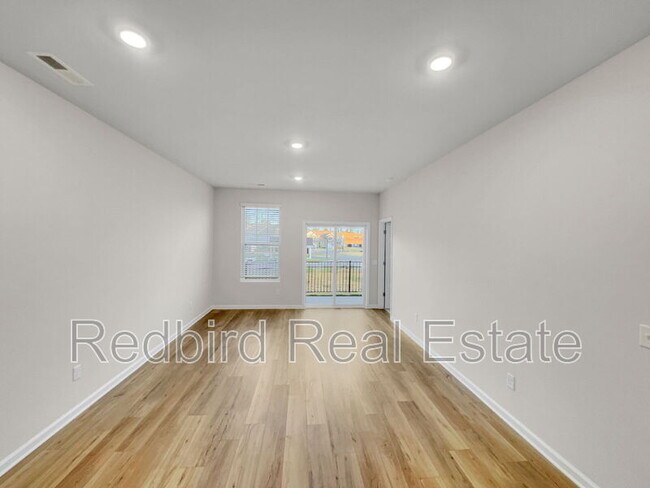 Foto del edificio - 1611 Manuka Ln