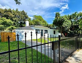 Photo - 4131 NW 11th Pl House