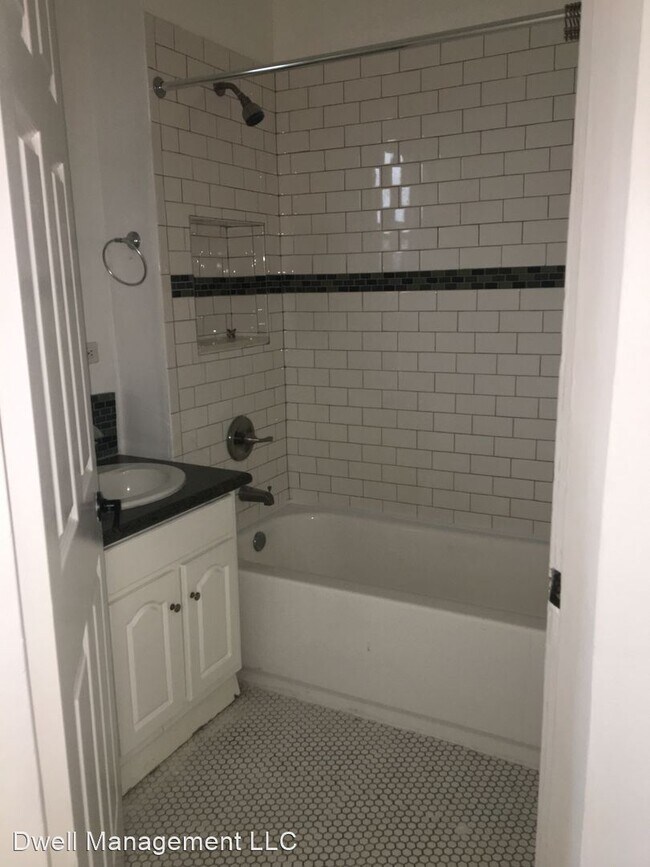 Foto del edificio - 1 br, 1 bath House - 1622 1/2 Alessandro St