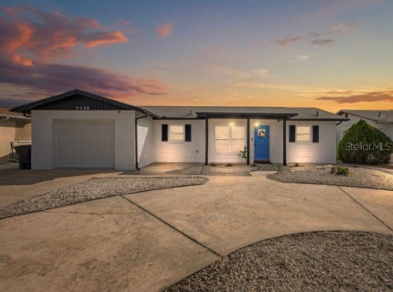 Foto principal - 7520 Hawthorn Dr