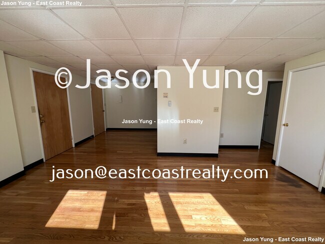 Building Photo - 1751 Washington St