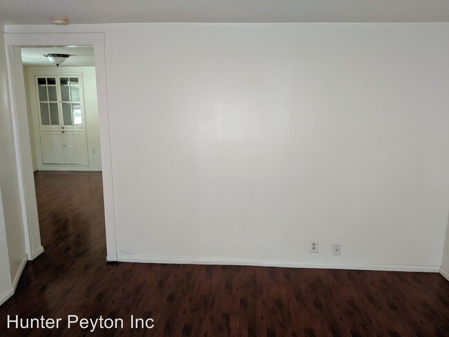 Building Photo - 3221 Encinal Ave