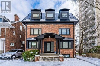 Building Photo - 67-67 Oakmount Rd