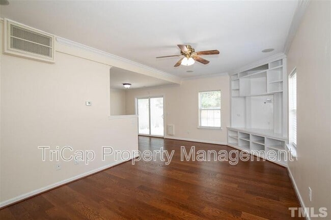Building Photo - 229 Adefield Ln