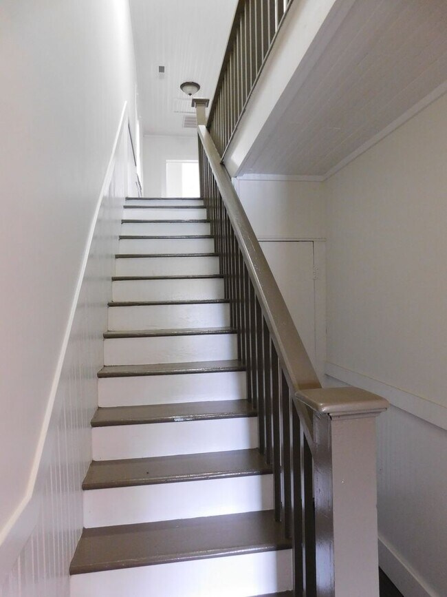 Foto del edificio - 611 Johnson St