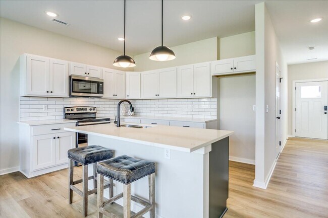Foto del edificio - Pineway Tracy Plan