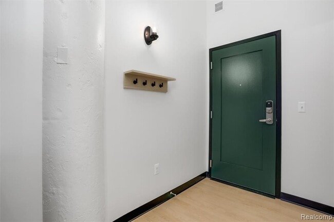 Foto del edificio - 411 Piquette Ave