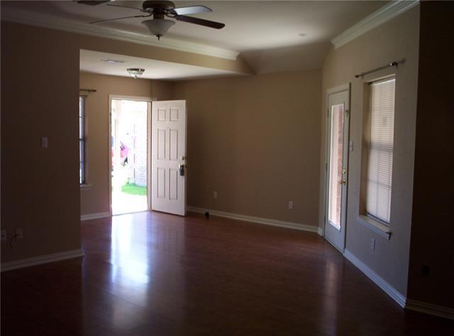 Foto del edificio - 3005 Huntington Ct