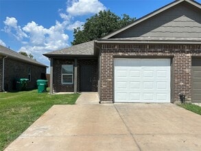 Building Photo - 2713 Ginger Ct