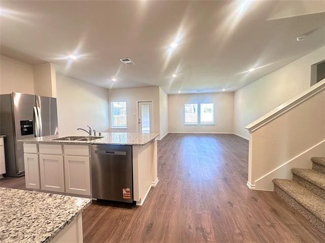 Building Photo - 728 Pineywood Trl