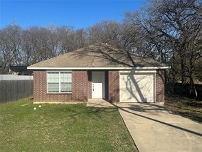 Building Photo - 8355 Lake Anna Dr