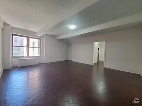 Building Photo - 160 W 73rd St