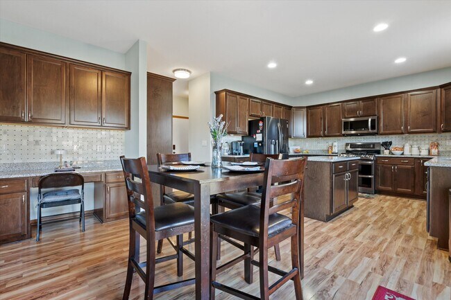Foto del edificio - N42W22770 Beacon Ct