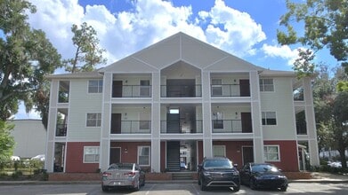 Building Photo - 2360 SW Archer Rd