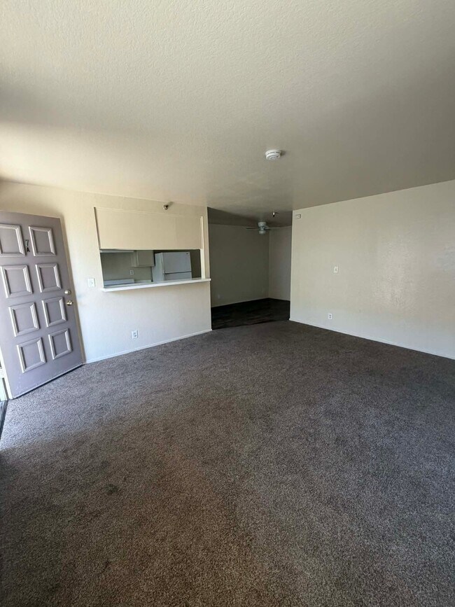 Foto del edificio - 13606 Cerise Ave